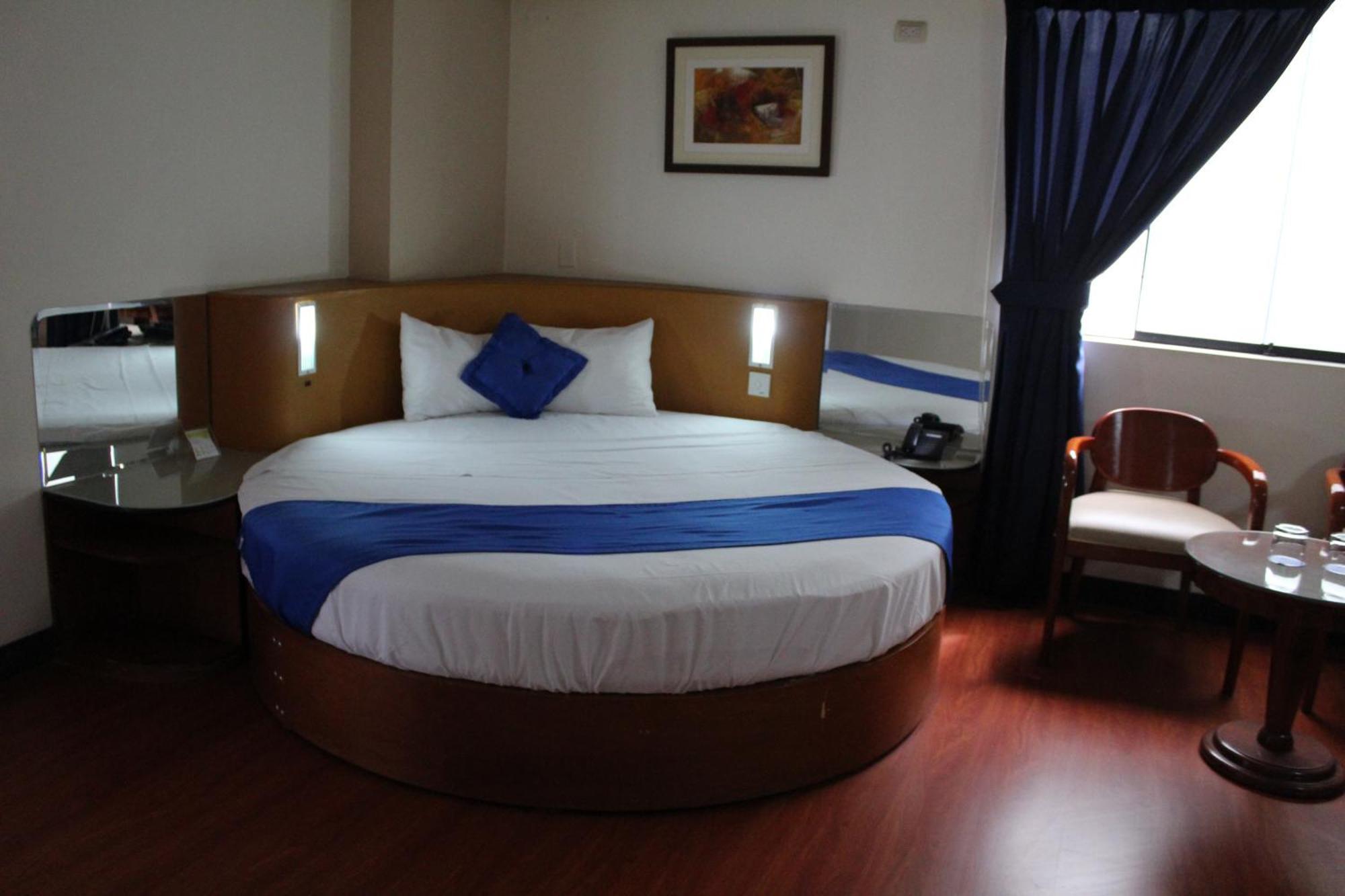 Hotel Blue Star